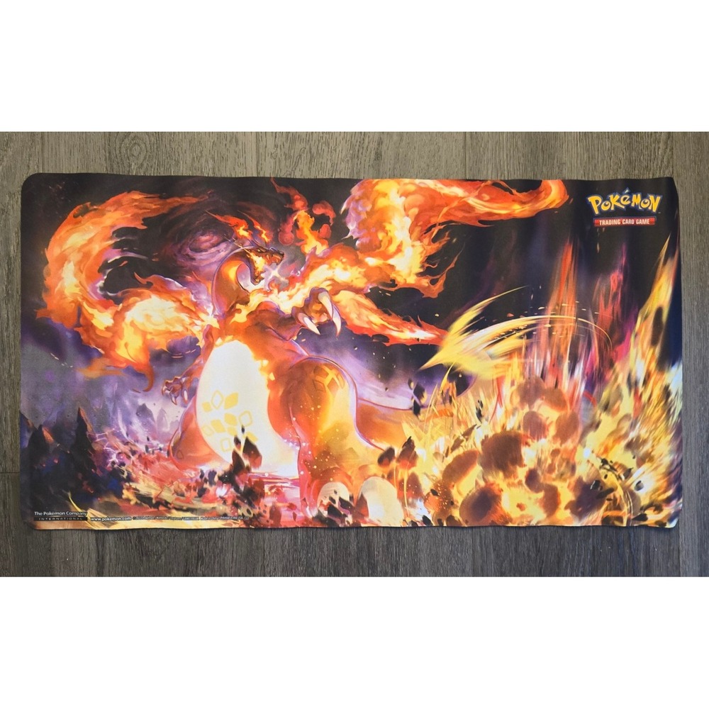 Pokemon Charizard Ultra Premium Collection exclusive 22" x‎ 12" Play Mat